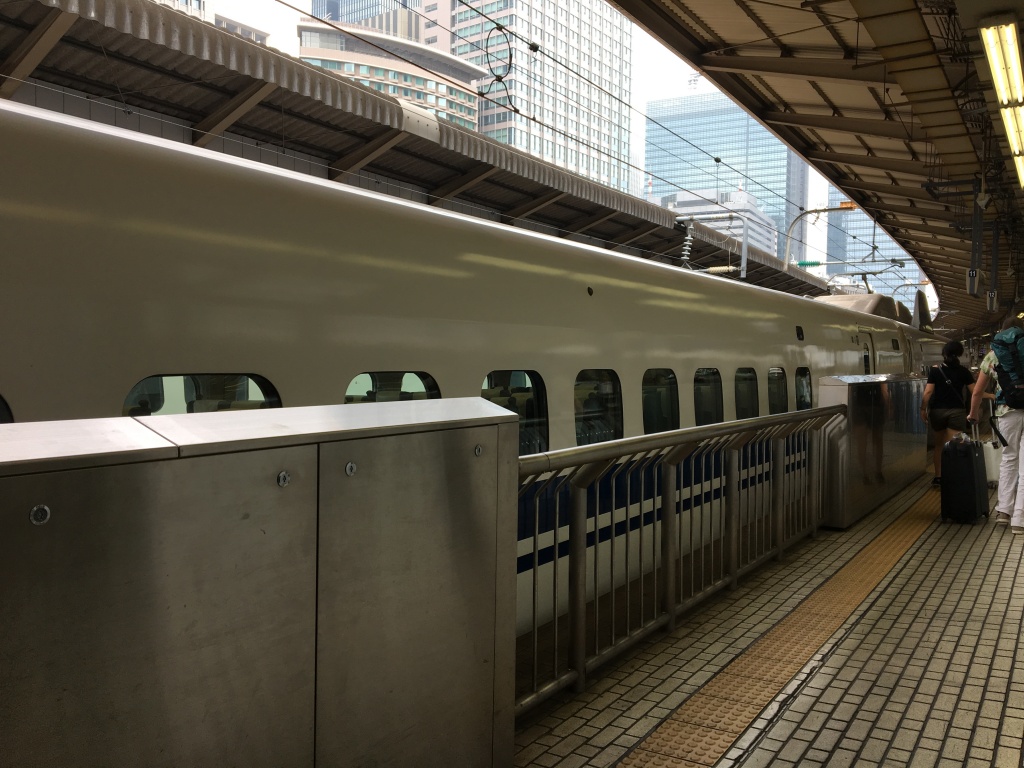 東京から新大阪」までの新幹線からの景色を倍速に！
